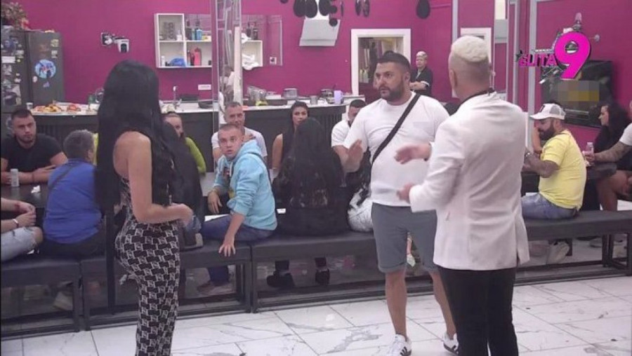 MILAN MILOŠEVIĆ RASKRINKAO MAJU MARINKOVIĆ: Nezapamćeni haos na Pinku (VIDEO)