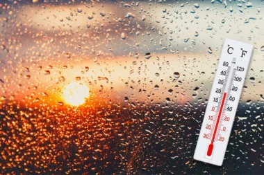 DANAS OBLACI! Pljuskovi i GRMLJAVINA prete Srbiji - evo gde prvo udara!