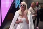 JELENA KARLEUŠA SE OKRENULA PRAVOSLAVLJU: Susret s vladikom joj promenio život: Čovek je bio šokiran... (VIDEO)
