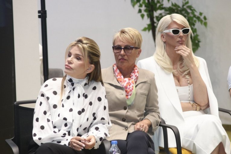 Jelena Karleuša