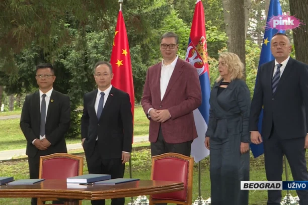 CEREMONIJA U VILI MIR! Vučić prisustvuje potpisivanju dokumenata o izgradnji puta Vožd Karađorđe!