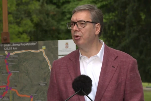 "DRUGA FAZA PUTA GOTOVA DO 2035." Vučić: Gradimo puteve kako bismo osigurali da geografska udaljenost ne bude prepreka!