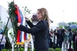 "ŽRTVE POLITIKE SILE I GRUBOG KRŠENJA MEĐUNARODNOG PRAVA": Đurđević Stamenkovski odala počast kineskim novinarima stradalim u NATO bombardovanju