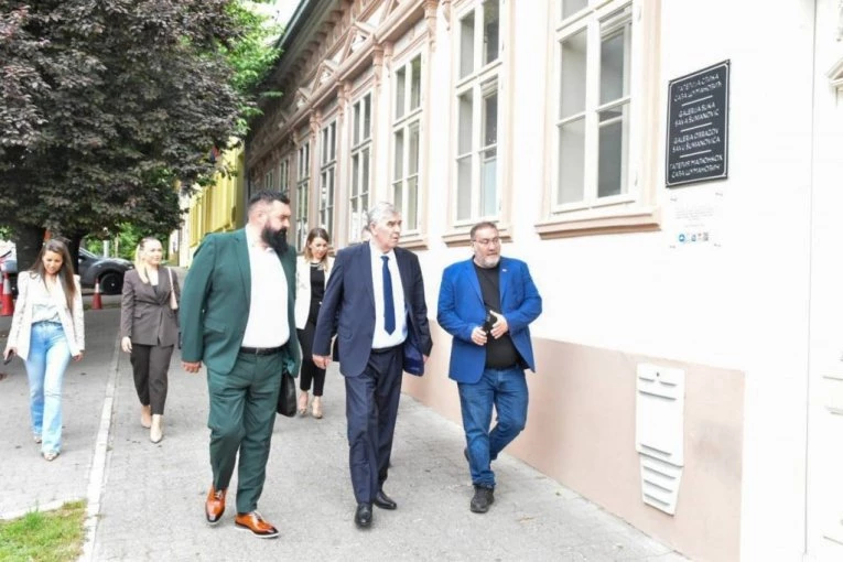 MINISTAR DEMO BERIŠA POSETIO ŠID! Važni razgovori o zaštiti i unapređenju prava nacionalnih manjina! (FOTO)