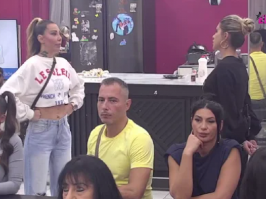 SKANDAL TRESE ELITU! Stanija htela da KUPI BEBU za 55.000 EVRA?! Asmin je brutalno RASKRINKAO, ona priznala sve!