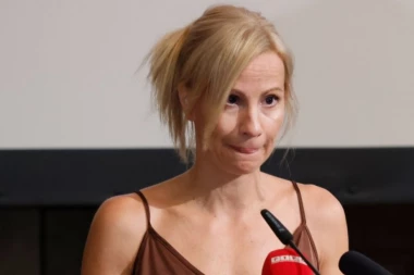 PUKO BRAK POSLE 20 GODINA! Naša glumica se razvela, ostavila biznismena!