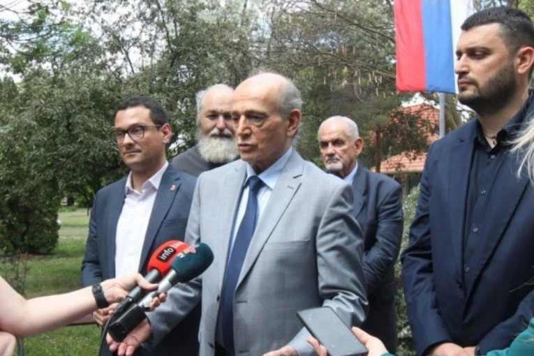 MINISTAR KRKOBABIĆ PODELIO ODLIČNE VESTI! Tragom Čarnojevića u Ruskom Selu 27 porodica našlo svoj dom! (FOTO)