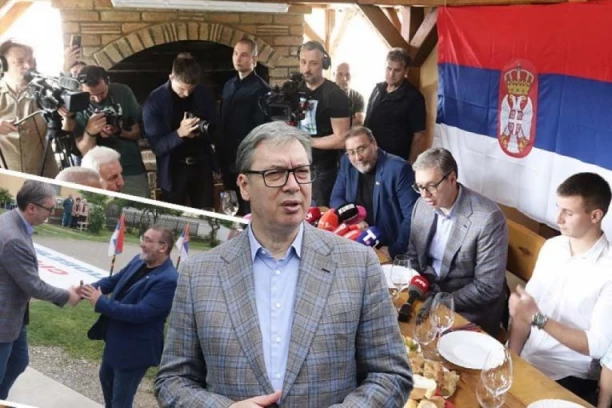 "IZBORI SU TU, NAROD ĆE SE IZJASNITI": Vučić iz Šida poslao poruku blokaderima - neka svoje ideje suprotstave idejama napretka!