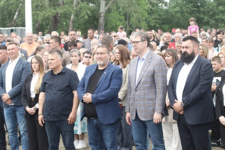OBEĆANO-ISPUNJENO: Vućić u Šidu