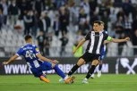 ŠOK ZA PARTIZAN: OFK Beograd sa penala stigao do izjednačenja, crno-beli - besni