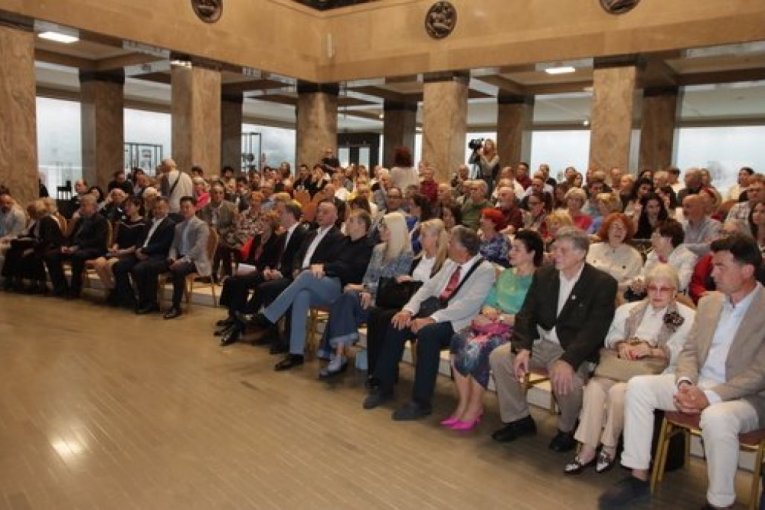 Svetlost, izvor života