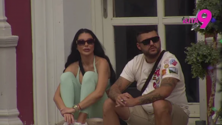 OBJAVLJEN KOMPROMITUJUĆI SNIMAK MAJE I ASMINA! Starleta bi zbog ovoga mogla da ostane bez honorara, Durdžić van sebe od besa!