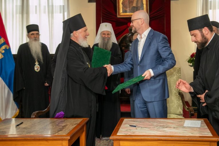 Компания NIS передает СПЦ земельный участок монастыря Войловица в Панчево