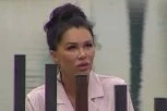 NAJVEĆA PROPAST STANIJE DOBROJEVIĆ U "ELITI": Starleta krenula da se OPIJA nakon raskida sa Asminom, ne prepoznaju je ni najbliži!