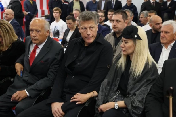 JOKIĆ PRE JOKIĆA! Ko je Rastko - Cveletov sin! Bio u Zvezdi, pa u Denveru, a onda mu se gubi svaki trag! (FOTO, VIDEO)