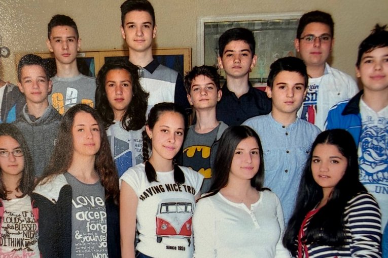 Pavle Aranđelović (u sredini) kao osnovac u školi "Kole Rašić"