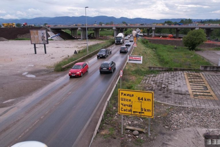 Kolone u Čačku