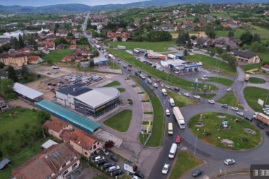 OGROMNE GUŽVE NA IBARSKOJ MAGISTRALI! Kilometarske kolone od Preljine do Mrčajevaca (FOTO)