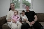 Ima samo 25 godina i već troje dece i uspešno se bavi poljoprivredom: Krsto je ponos Vitanovca - ovo selo jedno od najživljih u Srbiji, u školi ima 200 đaka (FOTO)(VIDEO)