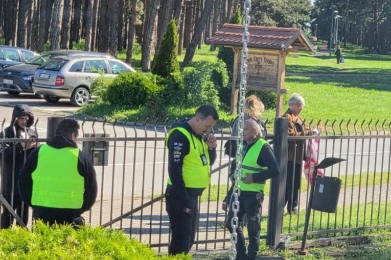 FIJASKO KAKAV NI BJELA NE BI MOGAO DA IZREŽIRA! Blokaderi pozvali ceo Šabac - došlo im svega troje ljudi! (FOTO)