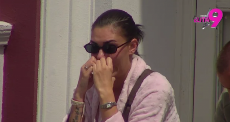 MINA VRBAŠKI U LOŠEM STANJU, UZNEMIRUJUĆI SNIMAK UGLEDAO SVETLOST DANA! Jezivi jauci izbezumili kompletnu naciju!