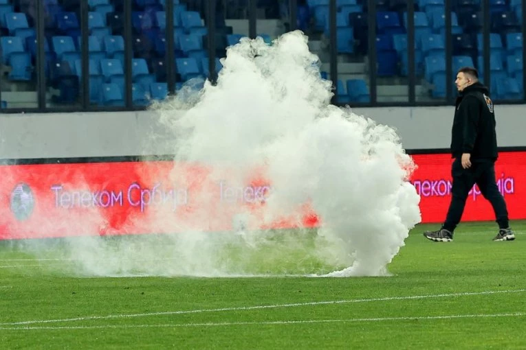 EVO ŠTA SE ZBIVA U LOZNICI! Poznato zašto je kasnilo finale Kupa Srbije!