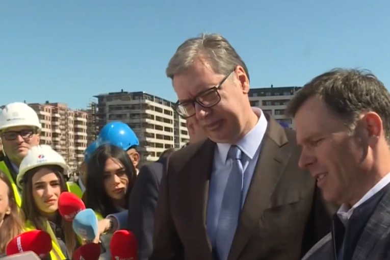 VUČIĆ OBILAZI RADOVE NA PROJEKTU EXPO: Ovo je jedan od najvećih infrastrukturnih i investicionih poduhvata u Srbiji