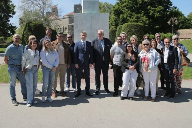 VANSERIJSKI PODUHVATI! Arno Gujon sa delegacijom privrednka iz Francuske: Srpsko-francuske veze sežu u prošlost! (FOTO)