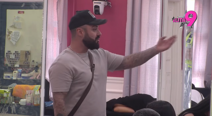 ANELI I LUKA FLERTUJU? Vujović koristi trenutke dok trudna Anita spava da radi OVO! Stanojlovićka će DEMOLIRATI "ELITU" (VIDEO)