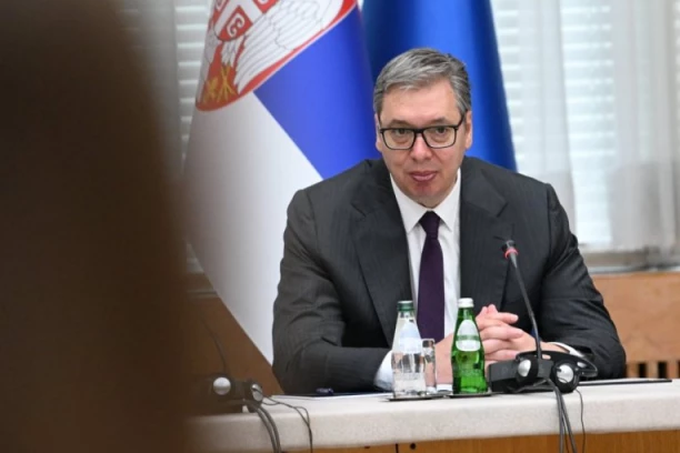 PREDSEDNIK VUČIĆ PUTUJE U AZERBEJDŽAN! Učestvuje na Svetskom urbanom forumu!