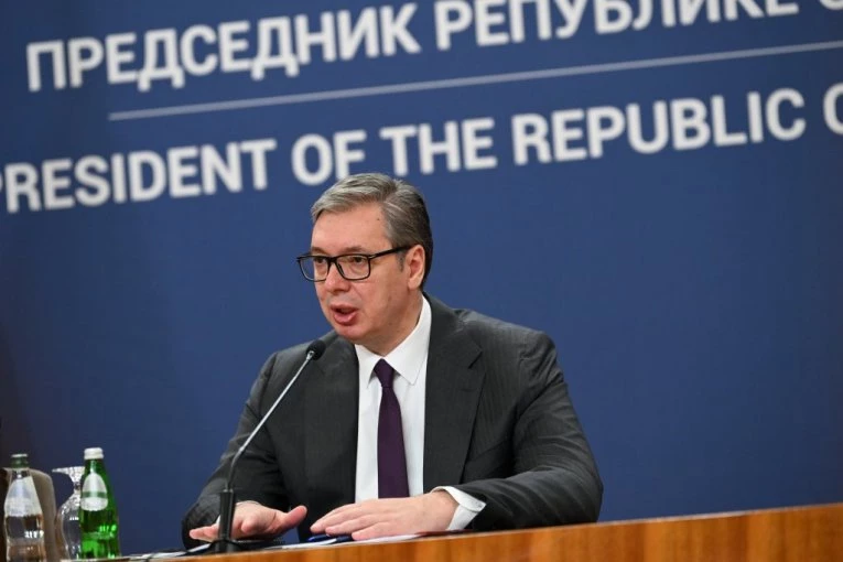 DOLAZE VELIKE PROMENE! Vučić najavio novi zakon: "E ti, majčin sine, više ne možeš da radiš u policiji!"
