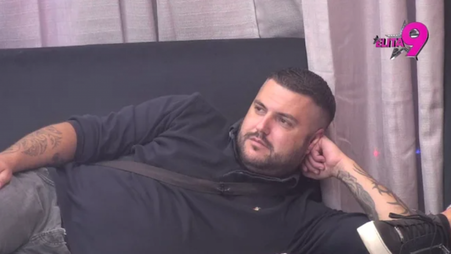 JAMI OCRNILA ASMINA ZA SVA VREMENA - Za ovaj vulgaran nadimak ne sme da sazna! (VIDEO)