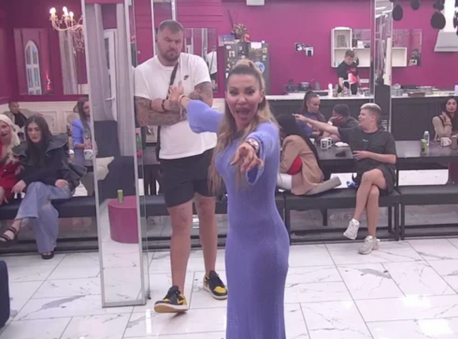 HITAN PREKID PROGRAMA ZBOG TUČE: Zatresle se kamere i televizori, HAOS Vanje i Aneli! (VIDEO)