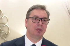 OBRAĆA SE VUČIĆ: Predsednik Srbije o skupu ispred Palate Albanije - evo kada se skida bilbord!