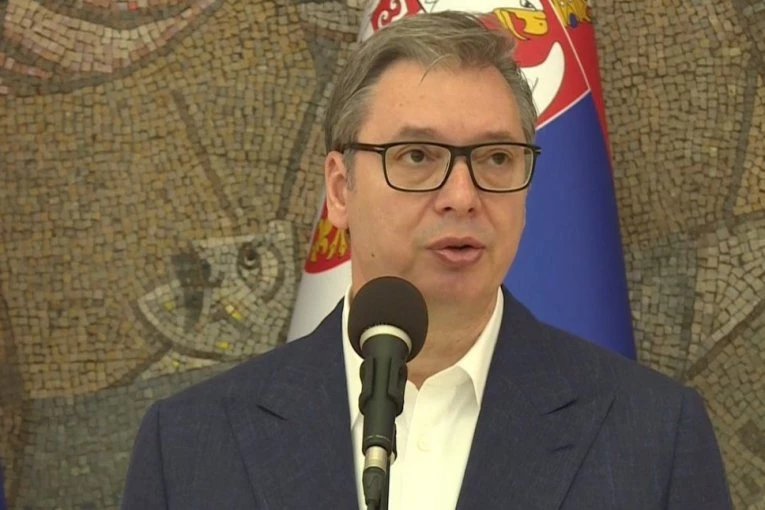 PREDSEDNIK VUČIĆ O POSETI KINI: Verujem da ćemo se vratiti u Srbiju i moći da kažemo da je potpisano više od 30 ugovora! (FOTO, VIDEO)