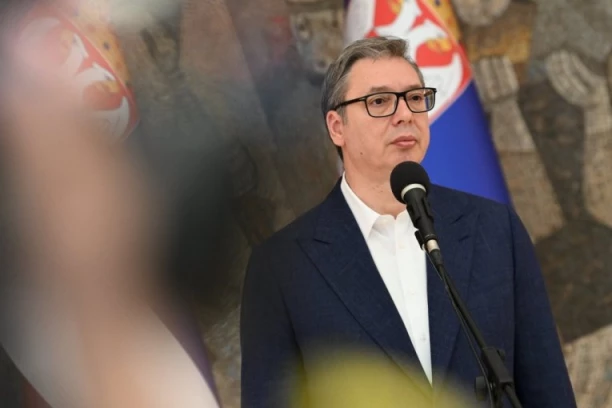 VUČIĆ NAJAVIO PORTAL "KO SI BRE TI?": Građani će moći direktno da šalju pritužbe na bahatost i aroganciju