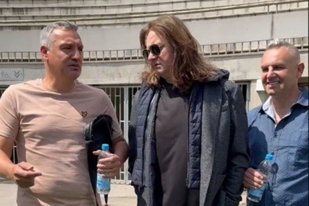 HAOS NA TAŠMAJDANU! Zvezde devedesetih u sukobu oko toga ko je GEJ (VIDEO)