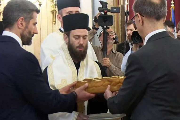 “BEOGRAD JE SVETI GRAD!”: Na gradskoj slavi, vladika Petar podsetio da srpska prestonica nije samo grad, već mesto svetinja i stradanja