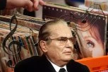 TITO JE OVU PESMU STROGO ZABRANIO! - Pevaču ODMAH oduzet mikrofon!