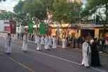 ISTORIJSKA SPASOVDANSKA LITIJA U BEOGRADU: Pojas Presvete Bogorodice pronet kroz desetine hiljada vernika koji su je dočekali uz suze i molitvu (FOTO, VIDEO)
