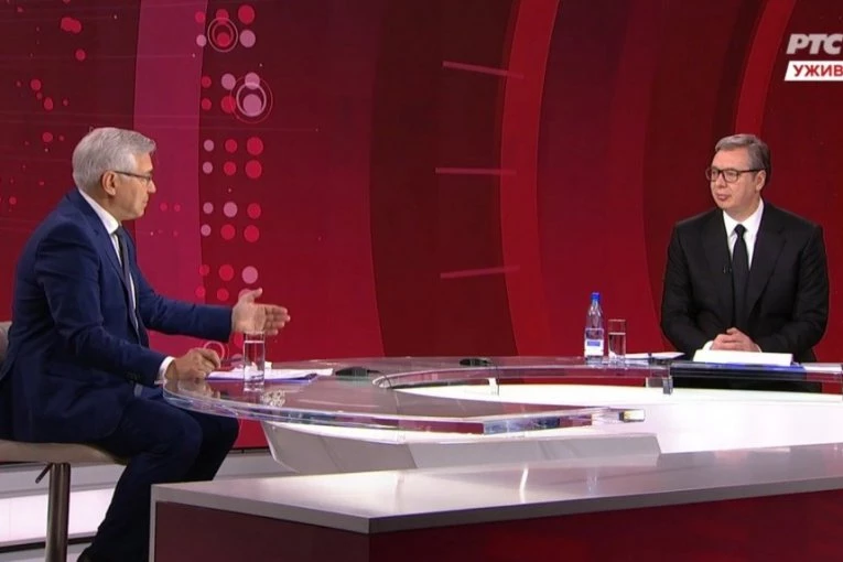 VUČIĆ SE OBRAĆA NACIJI! Predsednik Srbije gost emisije "Četvrtkom u 9"