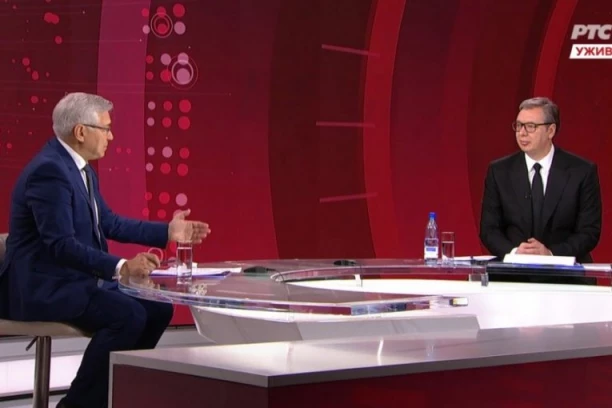VUČIĆ SE OBRAĆA NACIJI! Predsednik Srbije gost emisije "Četvrtkom u 9"