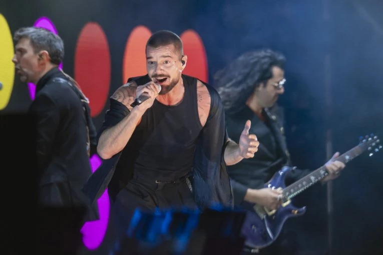 RIKI MARTIN ŠETA BEOGRADOM: Sa ovim srpskim pevačem provodi vreme! (FOTO)