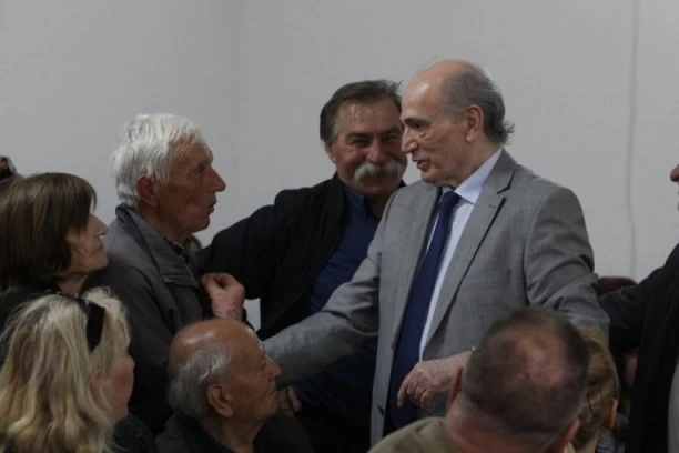 KRKOBABIĆ U SELIMA BOJNIKA! Ako želimo da nam sela žive, u njima mora da bude, škola, lekar, pošta i dom kulture