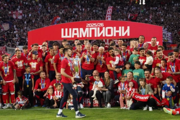 SRAMOTA: Navijači udarili na fudbalera Zvezde i njegovu porodicu!