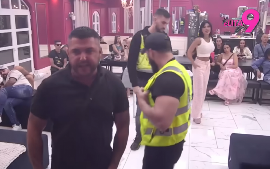 OBEZBEĐENJE ULETELO U "ELITU 9", STANIJA HITNO NAPUSTILA PROGRAM! Starleta jauče na sav glas, zbog HISTERIČNOG napada zaustavljeno sve!