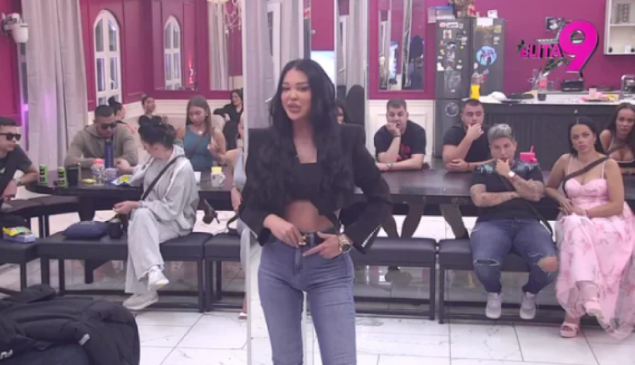GORI BALKAN ZBOG ŠOK-POTEZA ASMINOVE PORODICE, MAJA OVAKVO PONIŽENJE NIJE DOŽIVELA NIKAD: Žestoko zakucavanje uživo na Pinku!