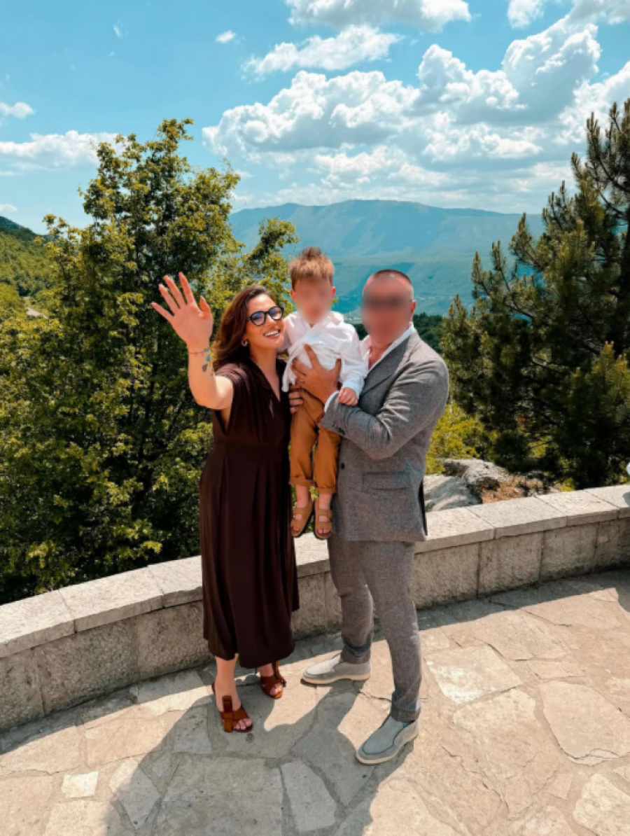 PALO POMIRENJE POD OSTROGOM! Kristijan Golubović i Kristina danas KRSTILI SINOVE, Spalevićeva se odmah oglasila! (GALERIJA)