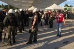 KAO DA JE RAT! Pogledajte scene na ulazu pred finale Evrolige (VIDEO)