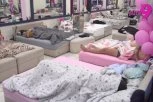 JAŠE KAO RODEO! Maja Marinković ubacila u petu brzinu, Alibaba JEDVA PRATI TEMPO! (GALERIJA)